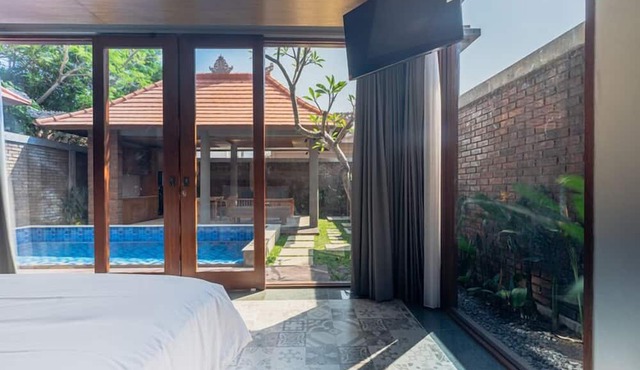 Serenia Villas Amed