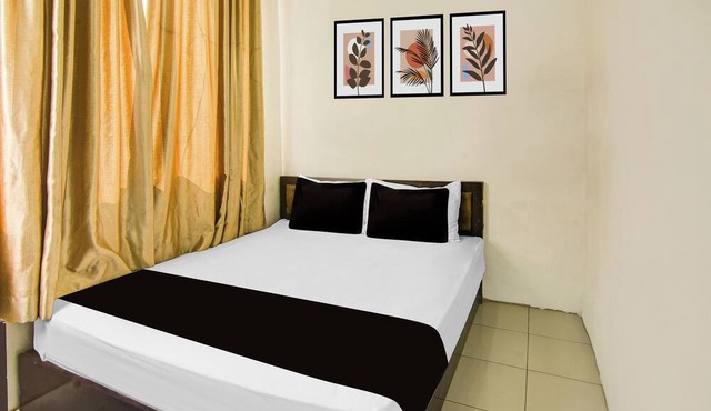 Hotel O Makassar near RS Grestelina formerly Wisma Makassar in Makassar