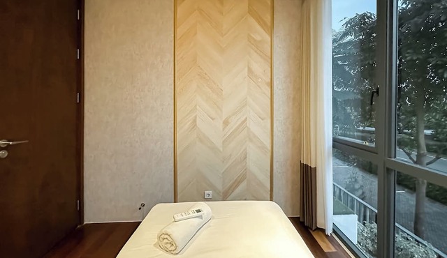 Tranquil And Modern Haven 2Br At The Rosebay Apartment