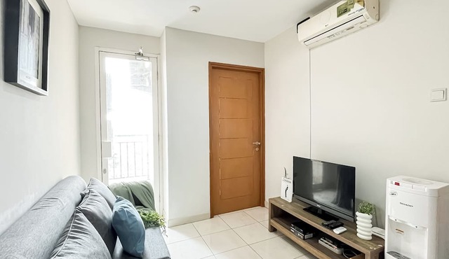Scandinavian Minimalist 2Br At Cinere Bellevue Suites Apartment