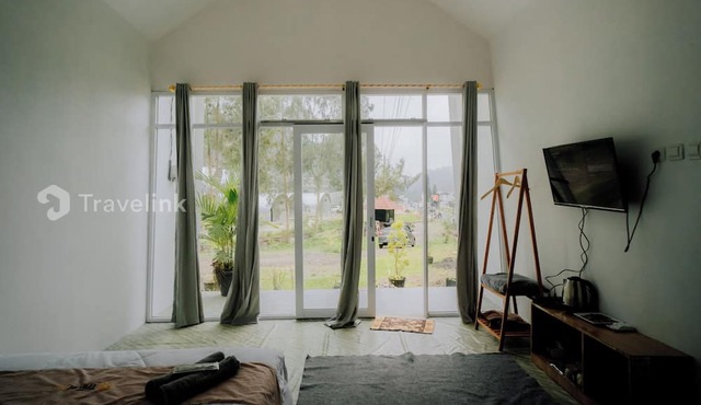 Flamboyan Cabin By Travelink in Kejajar