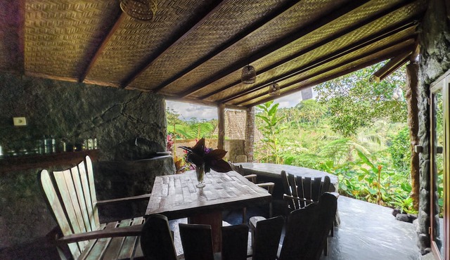 Royal Kemala Villa in Sebatu