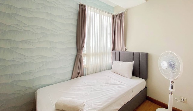Comfort Living 2Br At Cinere Bellevue Suites Apartment