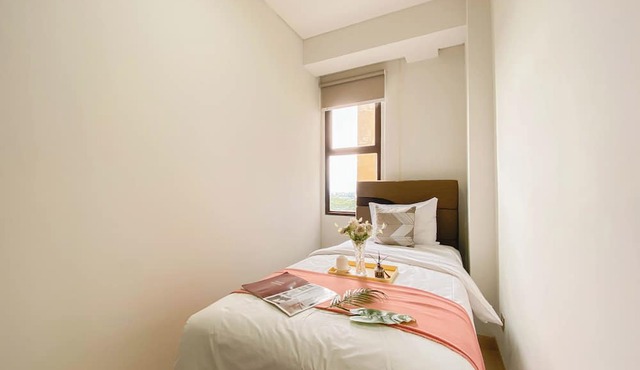 Modern Look 2BR Corner Transpark Cibubur Apartment