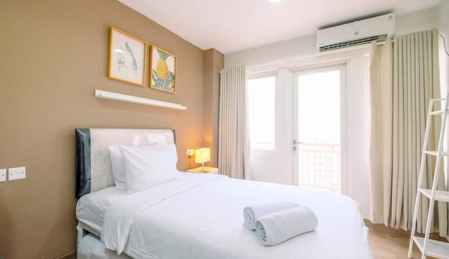 Cool and Warm Studio at Sentul Tower Apartment