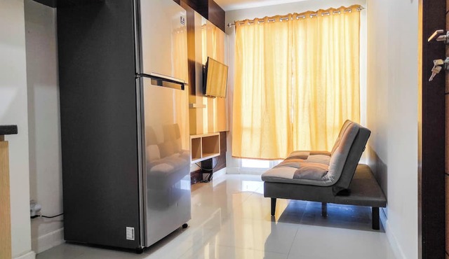Luxurious 1BR at Vida View Makassar Apartment