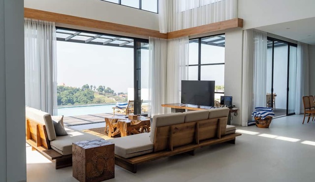 Beverly Hill Mountain View Villa 8BR