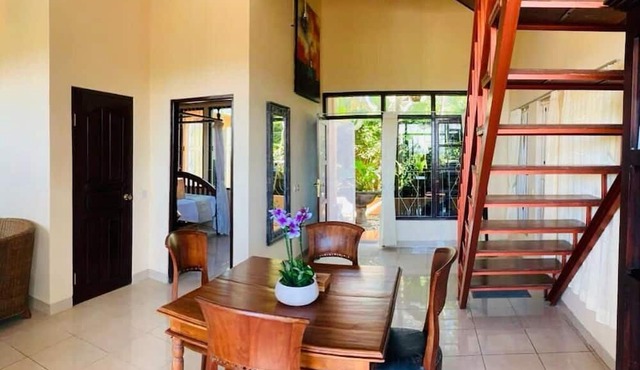 Giri's Villa Jimbaran