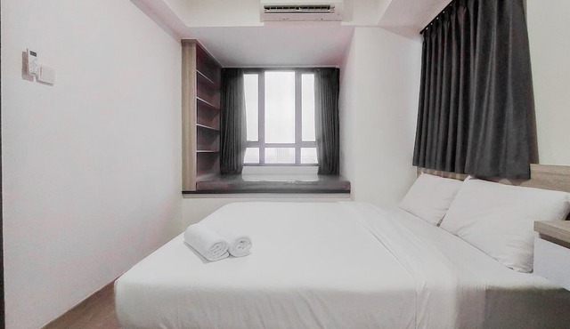 Good And Warm 2Br At Collins Boulevard Apartment