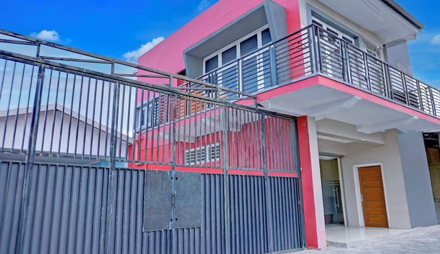Hotel O Stasiun Tegal Near Alun-Alun Formerly Lumina Guest House in Tegal