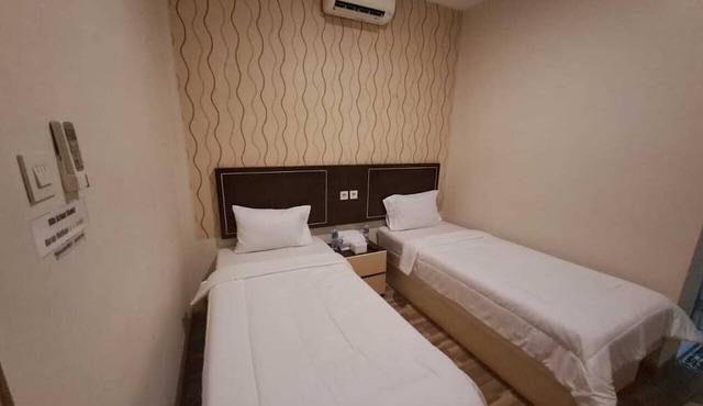 OYO 92944 Luna Guest House