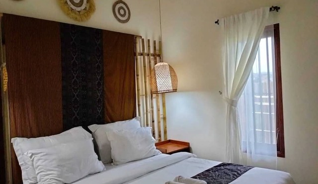 Villa New D'Bamboo by Plesirhatiyogja