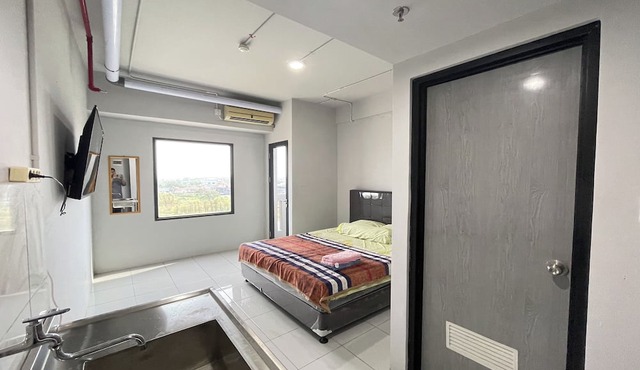 Keny Room @ Apt Riverdale Cikarang