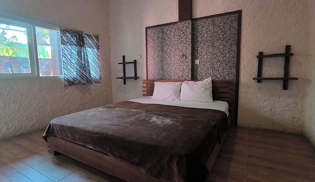 New Lishafa Guesthouse