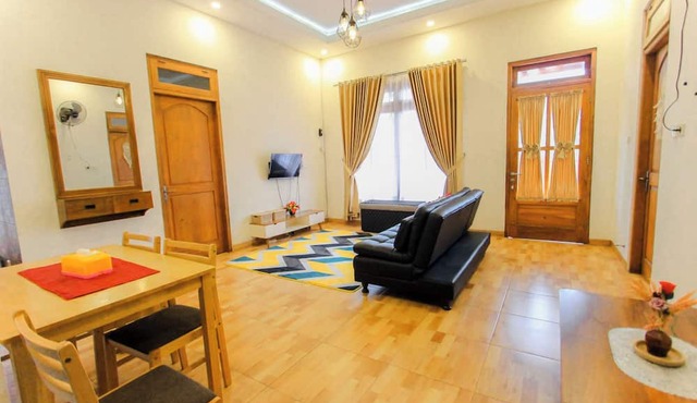 Villa D'Maguwo Suites