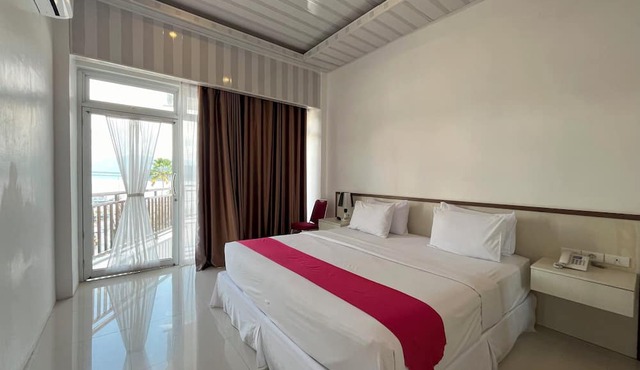 Grand Tamaro Hotel in Parapat