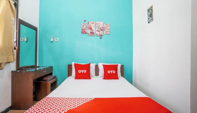 Hotel O Central Madiun Near Stasiun Kota Madiun