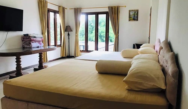 Villa Putih Alvaro