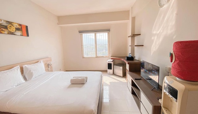 Great Deal Studio Room At Pinewood Jatinangor Apartment