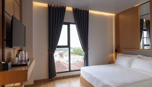 Eagle Hotel Wonosobo, Azana Hotels Collection