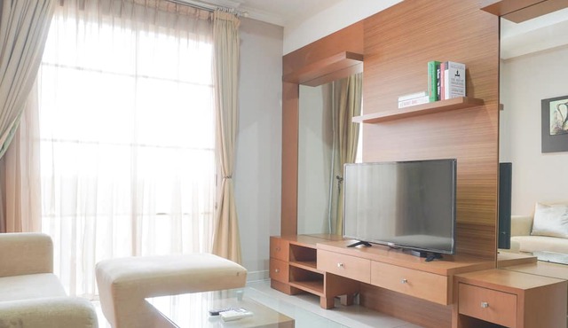 Comfort And Simply Look 1Br At Bellezza Apartment