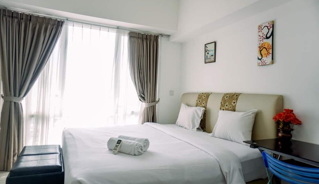 Nice And Comfy Studio At Ambassade Kuningan Apartment