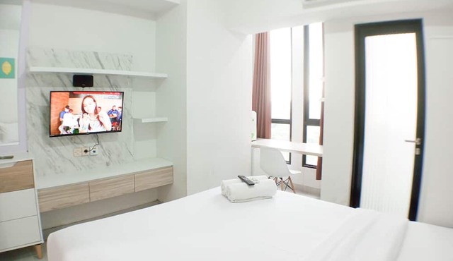 Relaxing Studio At The Alton Apartment in Semarang
