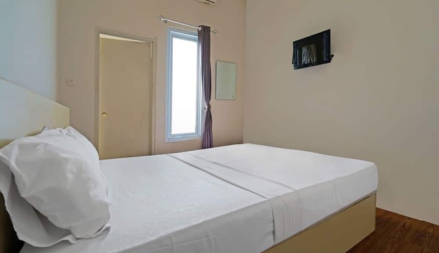 OYO Life 92720 Mekarwangi Guest House