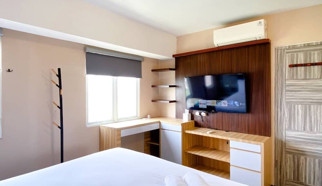 Best Deal And Homey 1Br Apartment Grand Sentraland Karawang