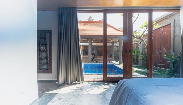 Serenia Villas Amed