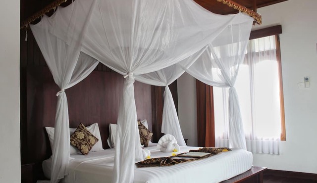 Saren Indah Hotel