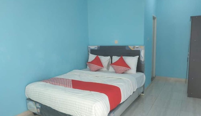 SPOT ON 92645 Nita Residence Syariah