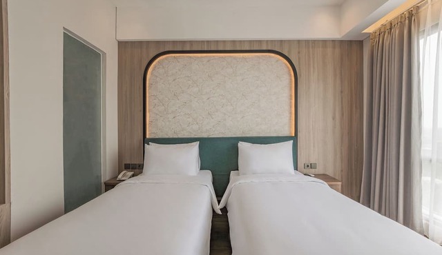 Lynn Hotel Jombang in Jombang