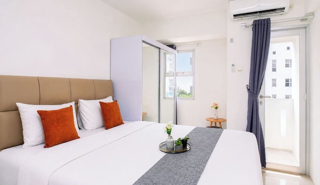 Comfortable And Functional Studio Room At Apartment Urbantown Serpong in Tangerang