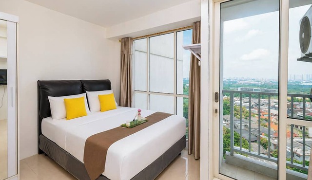 Minimalist And Homey Studio At Apartment Tifolia in Jakarta