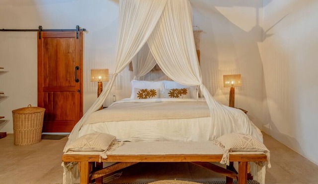 OMER Villa & Retreat
