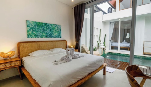 Family 2 Bedroom Villa by Seminyak - B13