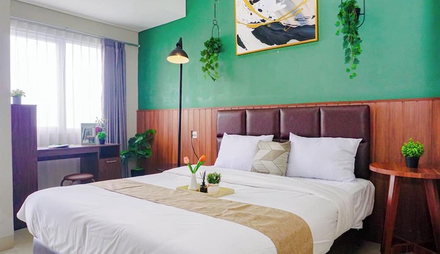 Comfortable Studio (No Kitchen) At Apartment Lrt City Sentul - Royal Sentul Park in Bogor
