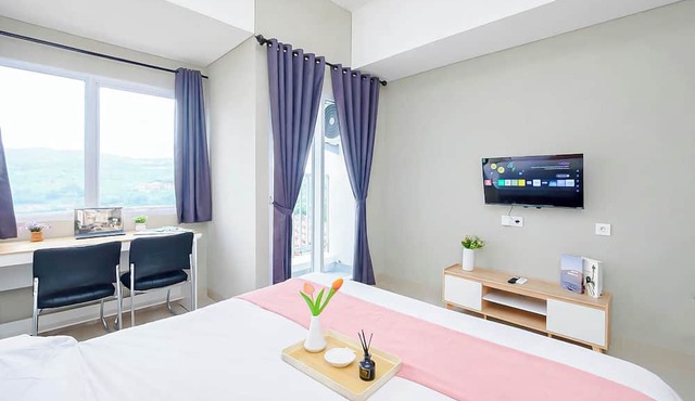Restful Studio With City View At Royal Sentul Park Apartment in Bogor