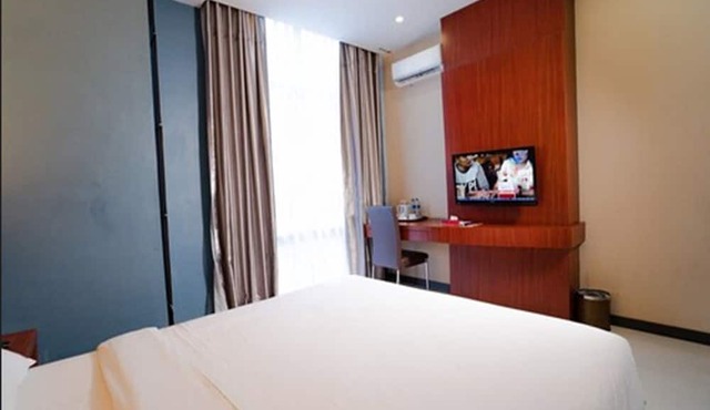 The Crew Hotel Kualanamu International Airport in Medan