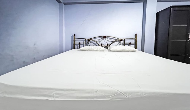 Oyo 91757 Surya Hotel in Watansoppeng