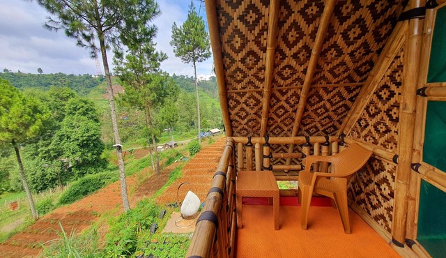 Ciwidey Jungle Villa