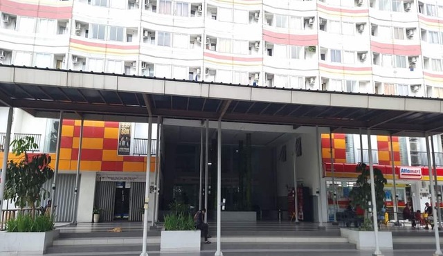Luxury Deluxe DBL Retreat W/ Free WiFi and Parking in Bekasi