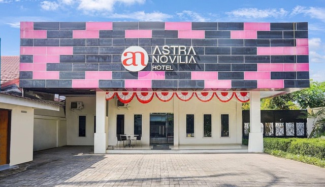 Modern suite Retreat W/Free WiFi and Parking in Makassar