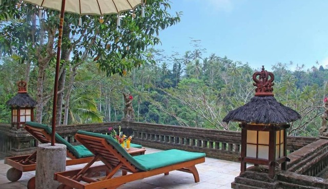 Toya Retreat Villa