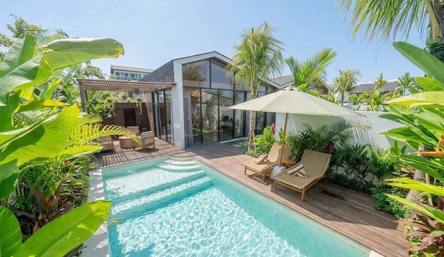 Tropical 3BR w Sauna by Pandawa Beach Pool+Patio in South Kuta