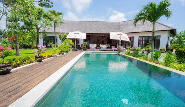 Group Getaway! 2BR Private Pool Villa in Tabanan in Bali