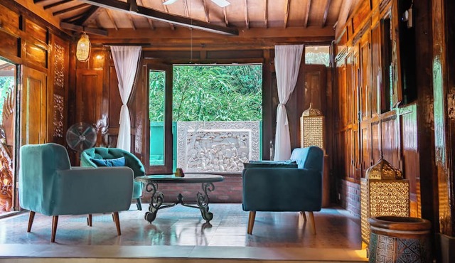 Luxury Villa Rose and Villa Rosebud