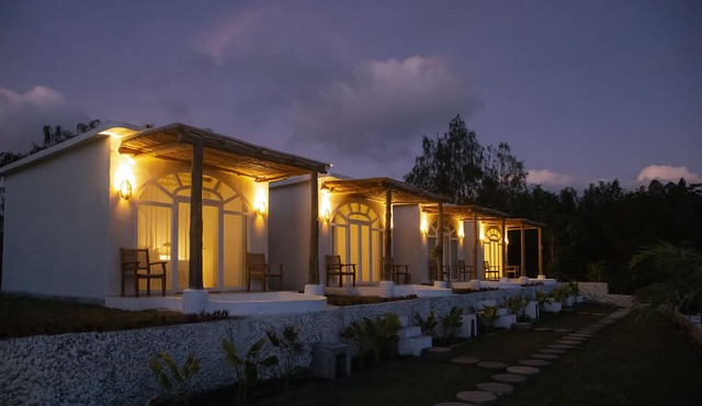 Cinze Villas and Hot Spring