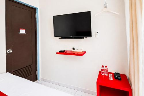 RedDoorz @ Galuh Mas